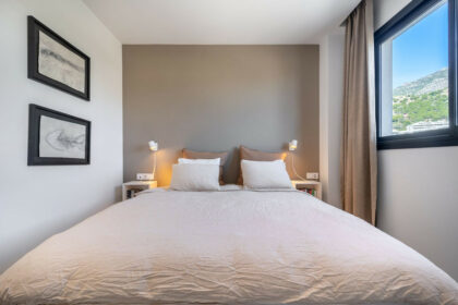 ca61273f9db99172b5014912e92267f6 - 18