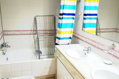 cbed7efab3d20bd4bdadad6193e29292 - 23