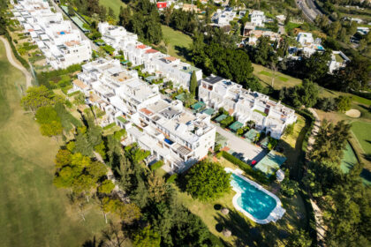 ce1c60ee14a4f91ecf02fd9e05e1faa1 - 27