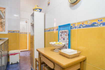 d27b34cf39076dcb418f2402027982c3 - 11