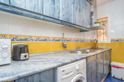 d27b34cf39076dcb418f2402027982c3 - 13