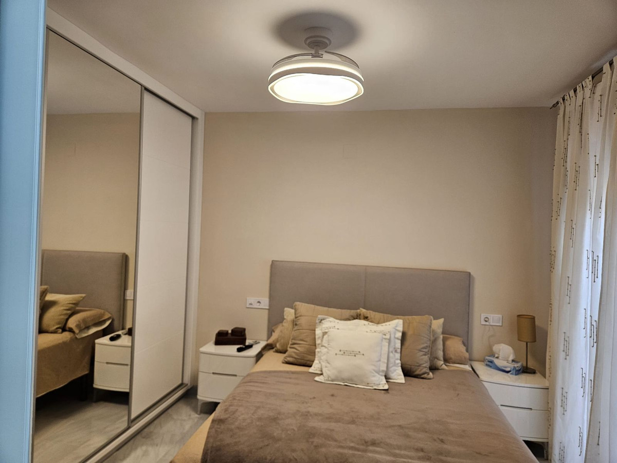 d2ab47eca375795f7e1e6b859c86261b - 17