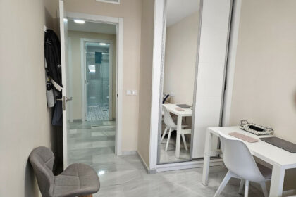 d2ab47eca375795f7e1e6b859c86261b - 24