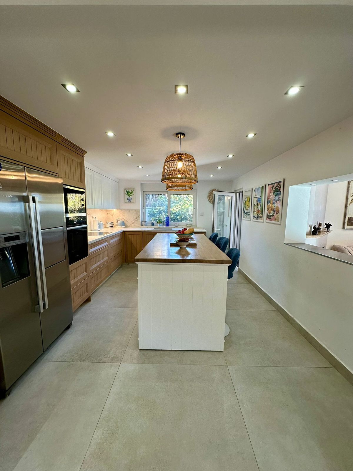 d479df1a8cb423010c295fc294b81eba - 11