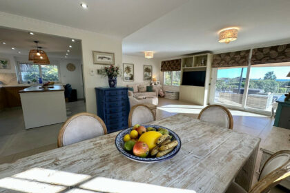 d479df1a8cb423010c295fc294b81eba - 12