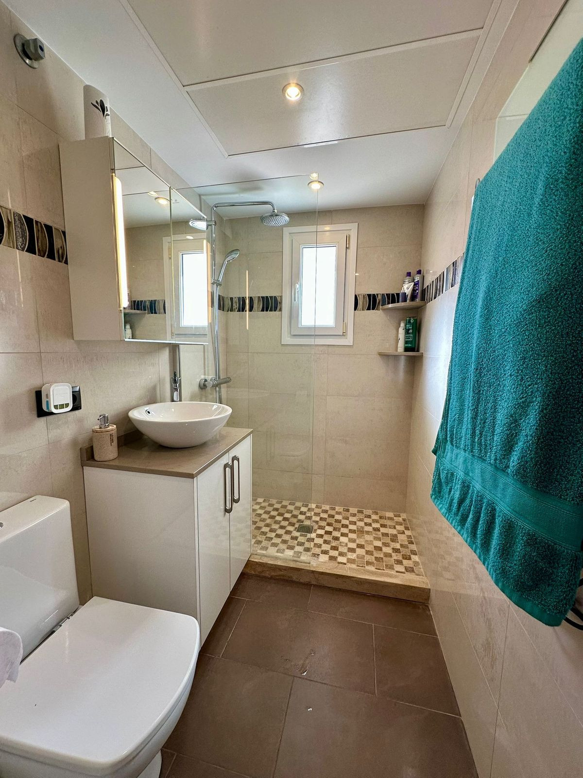 d479df1a8cb423010c295fc294b81eba - 19