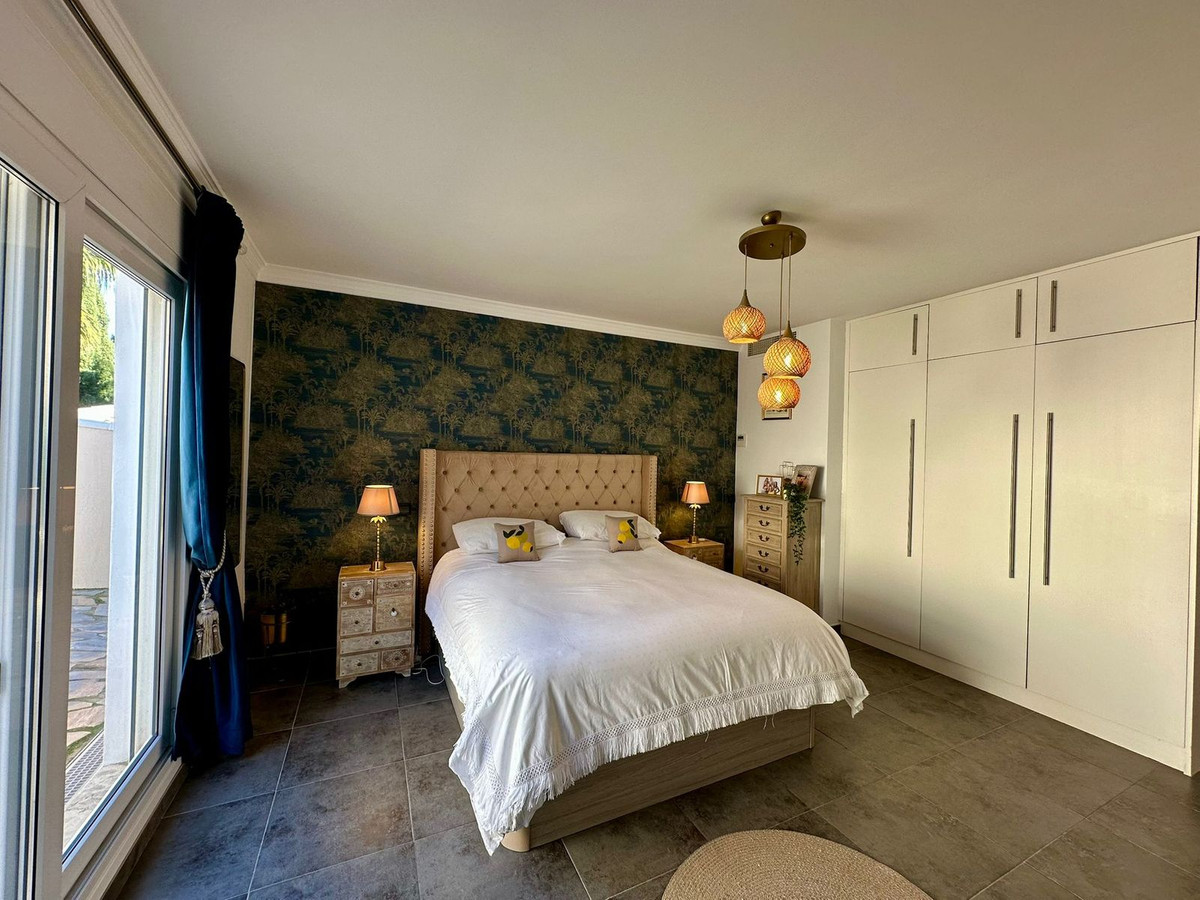 d479df1a8cb423010c295fc294b81eba - 21