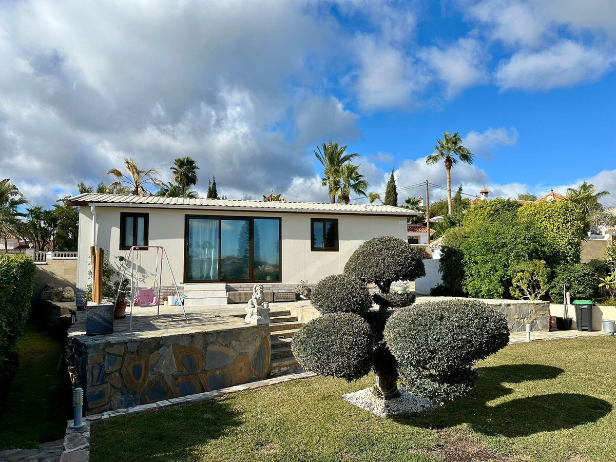 d479df1a8cb423010c295fc294b81eba - 26