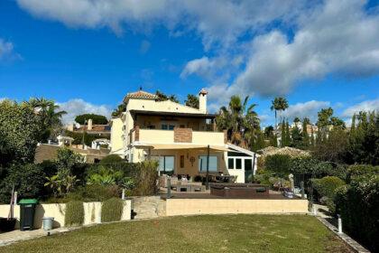 d479df1a8cb423010c295fc294b81eba - 27