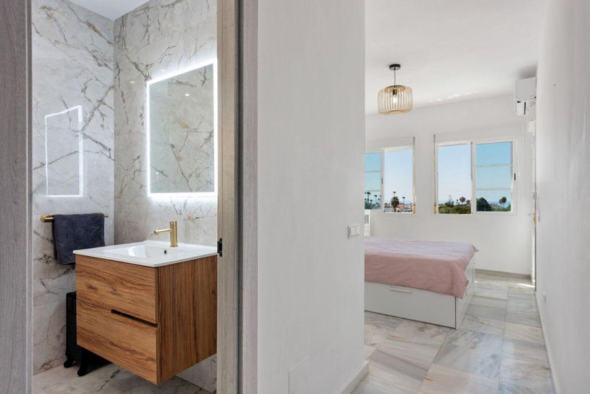 d6219d37c6c98e87f63e1bf8e9b8155c - 7