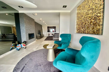 d95f2d6656e14dd47460f9a6d76148e8 - 26