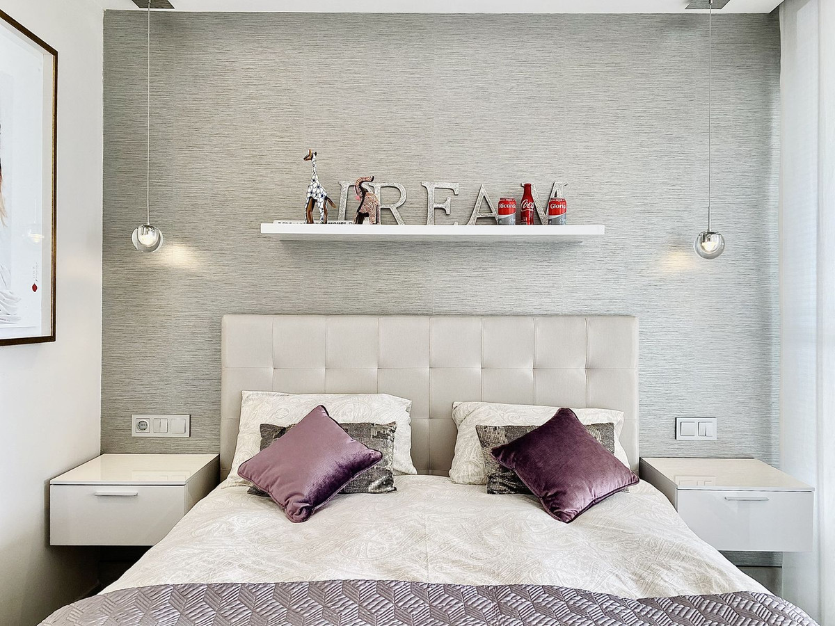 d95f2d6656e14dd47460f9a6d76148e8 - 34