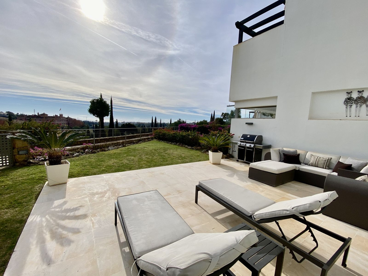 d95f2d6656e14dd47460f9a6d76148e8 - 4