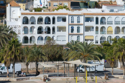 db8cd2069ba00f9a799170ffdd5ce91c - 33