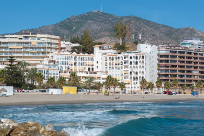 db8cd2069ba00f9a799170ffdd5ce91c - 35