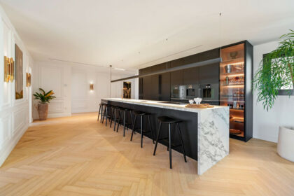 dc0f80ce6c31ba99fc028f3641cc0868 - 15