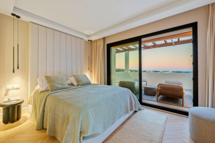 dc0f80ce6c31ba99fc028f3641cc0868 - 25