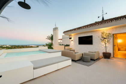 dc0f80ce6c31ba99fc028f3641cc0868 - 31