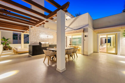 dc0f80ce6c31ba99fc028f3641cc0868 - 39