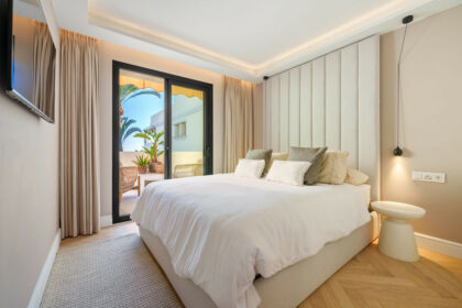 dc0f80ce6c31ba99fc028f3641cc0868 - 6