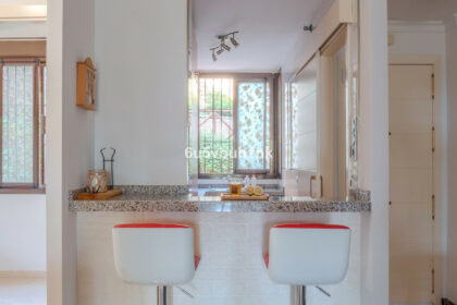 dc5efa7f8ef2e90e0a1fa32e1d02fd7b - 8