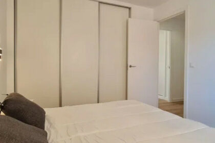 dd1e0cc21a21d44d8d8fa11f3e3d0b52 - 10