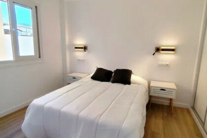 dd1e0cc21a21d44d8d8fa11f3e3d0b52 - 13