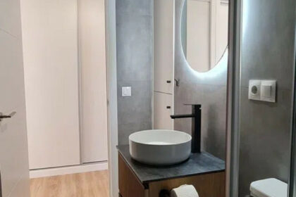 dd1e0cc21a21d44d8d8fa11f3e3d0b52 - 3