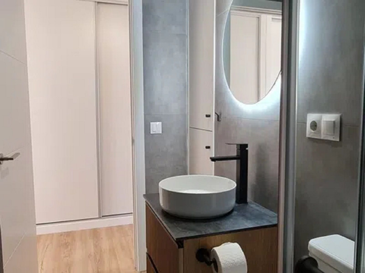 dd1e0cc21a21d44d8d8fa11f3e3d0b52 - 3