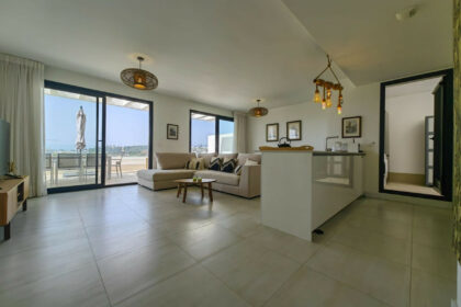 ded123c73ade7bd36586d1a547fe2c08 - 17