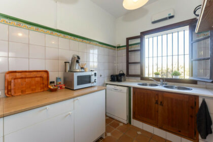 e2456eecf110a8e87412decb4f9fa2c0 - 13