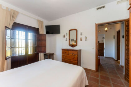 e2456eecf110a8e87412decb4f9fa2c0 - 17