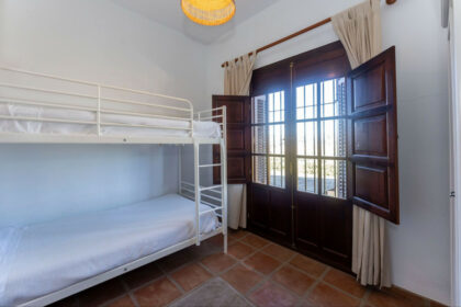 e2456eecf110a8e87412decb4f9fa2c0 - 19