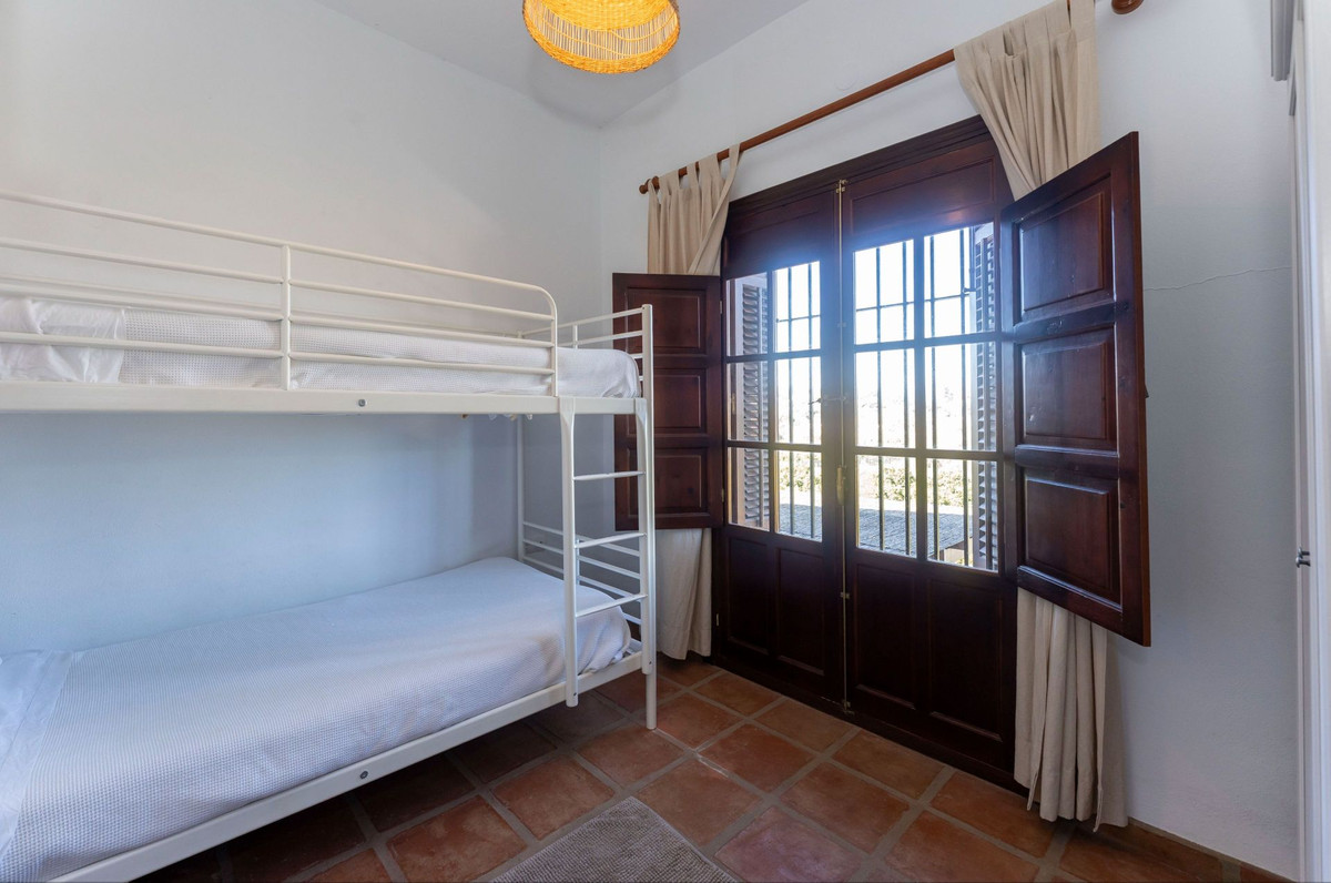 e2456eecf110a8e87412decb4f9fa2c0 - 19