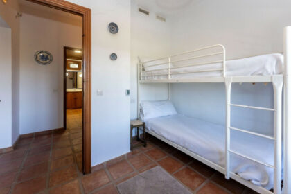 e2456eecf110a8e87412decb4f9fa2c0 - 20