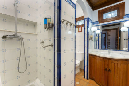 e2456eecf110a8e87412decb4f9fa2c0 - 22