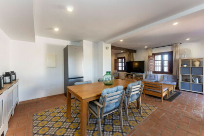 e2456eecf110a8e87412decb4f9fa2c0 - 29