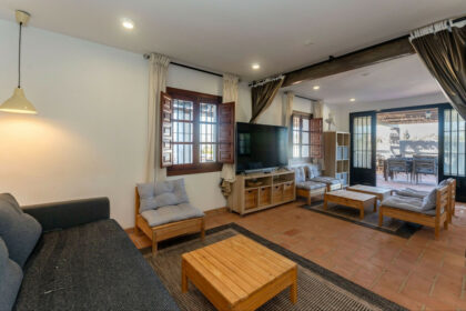 e2456eecf110a8e87412decb4f9fa2c0 - 35