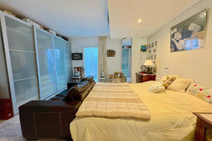 e2a29b2e43b4b4bd118dfbef7a9040fe - 12