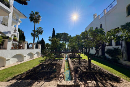 e2a29b2e43b4b4bd118dfbef7a9040fe - 29