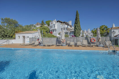 e4437668c620b703a7af5c6b45440643 - 4