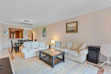 e581ae3dbdc1ccb53f72ced9648411c7 - 3