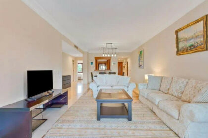 e581ae3dbdc1ccb53f72ced9648411c7 - 4