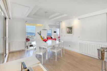 e6c91f3f8ddf984dbf48055b067d3d9c - 16