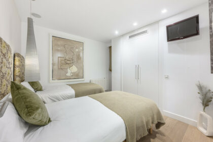 e6c91f3f8ddf984dbf48055b067d3d9c - 29