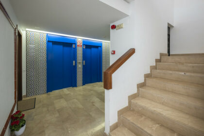 e6c91f3f8ddf984dbf48055b067d3d9c - 52