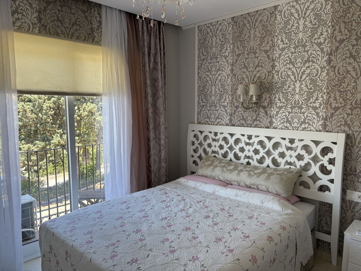 e89b63b139905bcc42b1d505c07caaae - 24