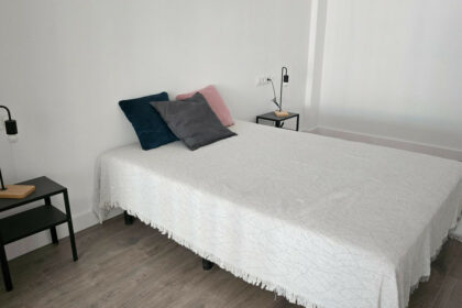 e8bbb7de7d676b895295c9a8ed8a869f - 12