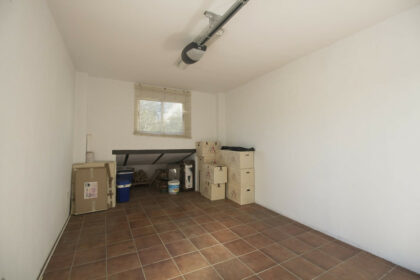 ea0189b142db41cad46c0a667a2be7f8 - 18