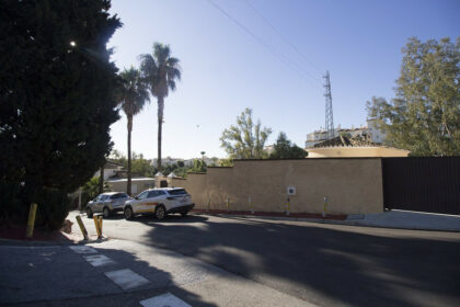 ea0189b142db41cad46c0a667a2be7f8 - 3